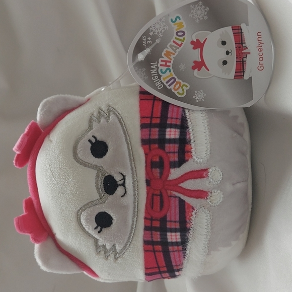 Gracelynn white Fox squishmallow - Picture 1 of 1